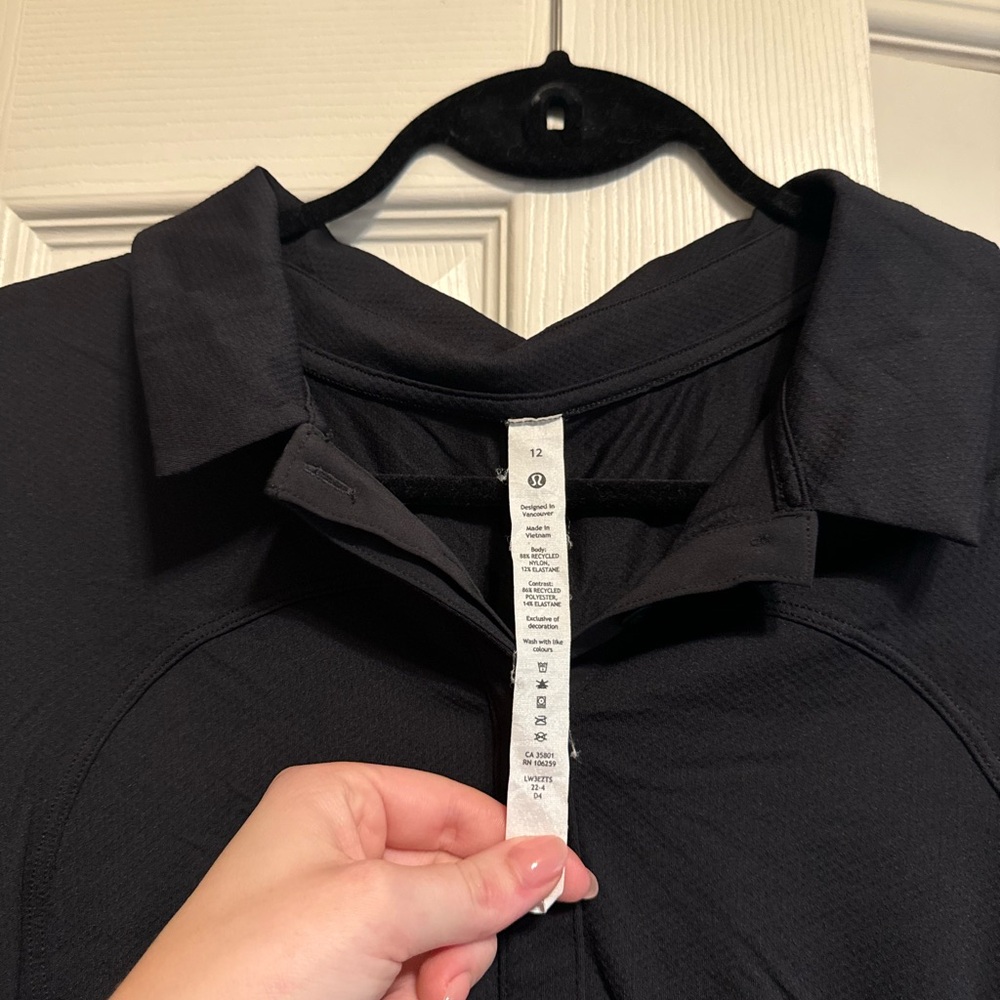 Women's Lululemon Golf Tee - Picture 3 of 5